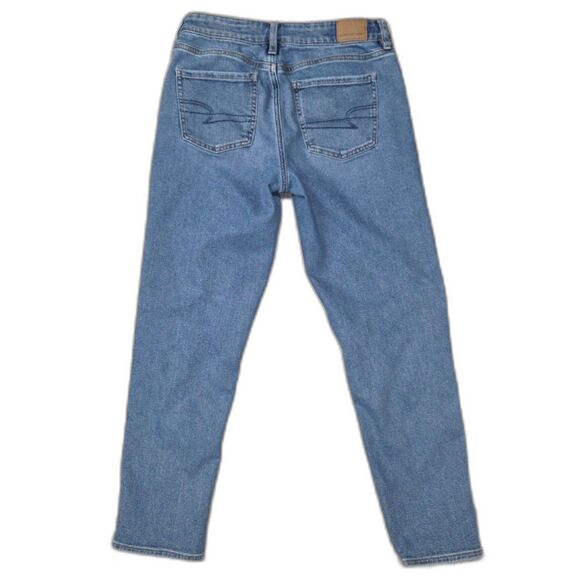 American Eagle Medium Wash Tom Girl Jeans Size 6 - Picture 6 of 8